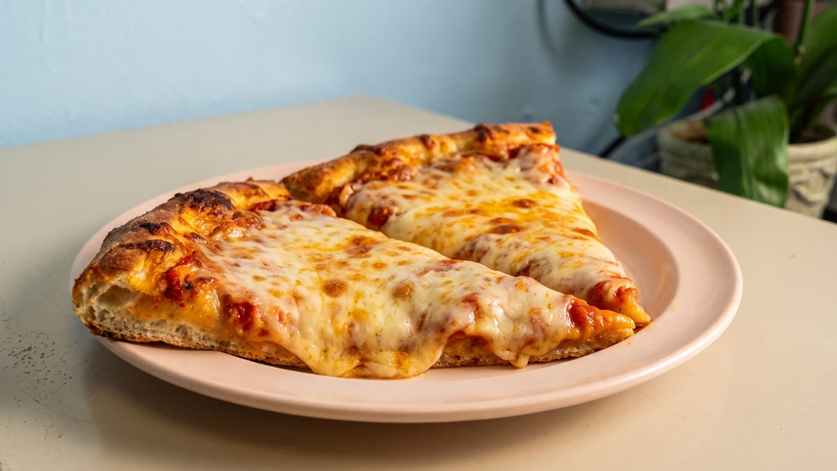 Thin crust, gouda cheese, Little Havana